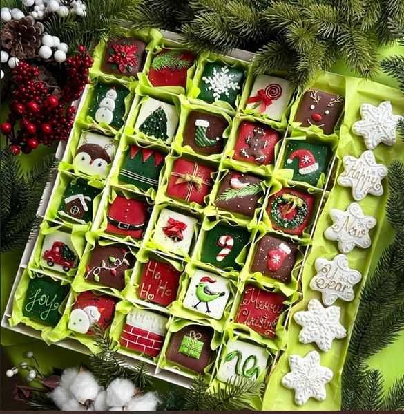 Адвент календар на новий рік з авторських пряників ручної роботи 2026