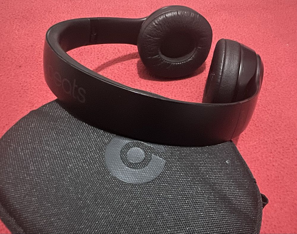Beats Solo 3 Wireless - słuchawki nauszne bezprzewodowe - czarne