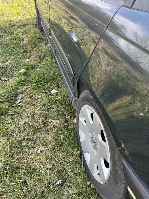 Opel Omega B 2.5 v6 газ/бензин