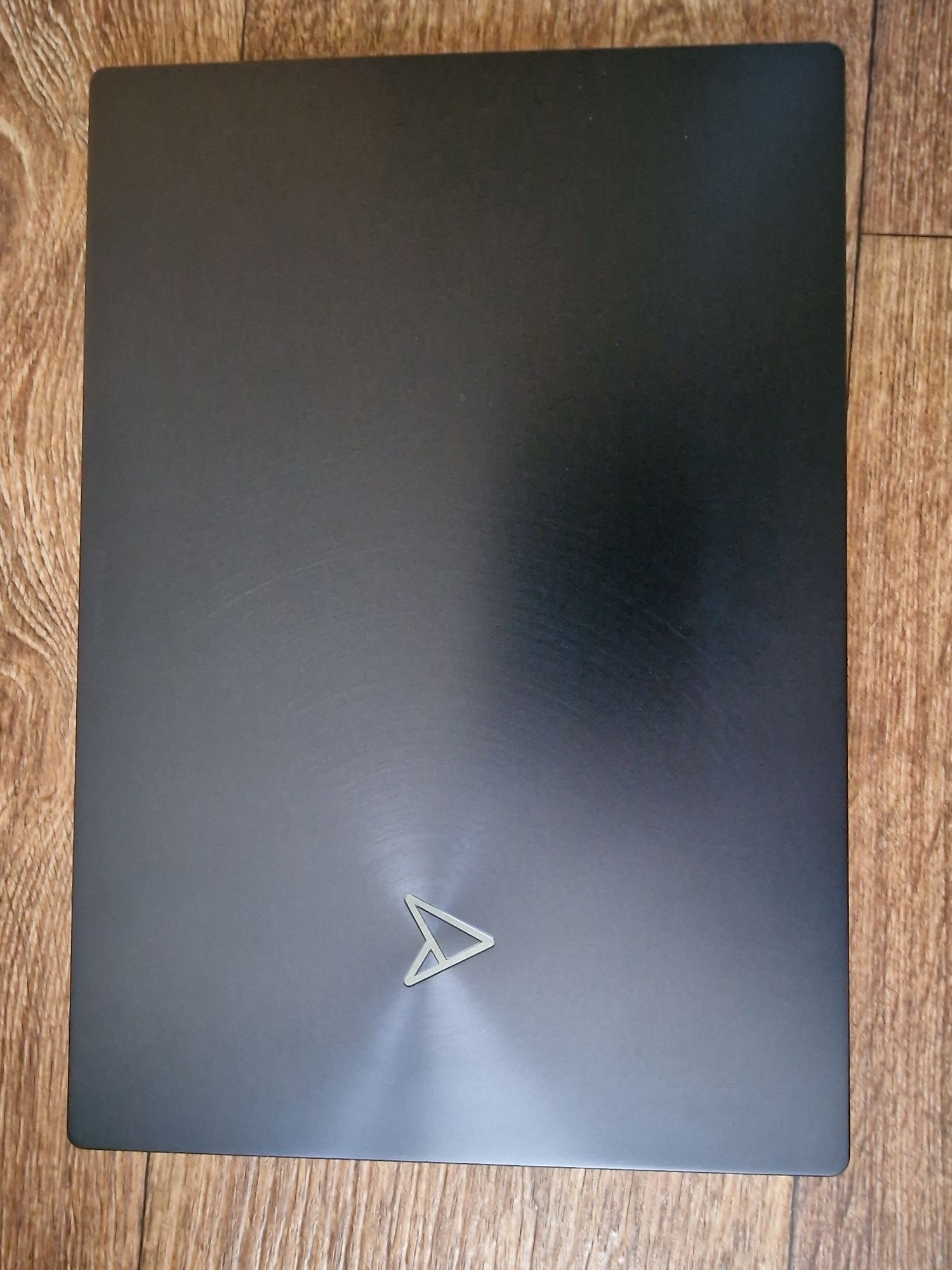 Продам ASUS Zenbook Pro 14 Duo з графічним дизайном