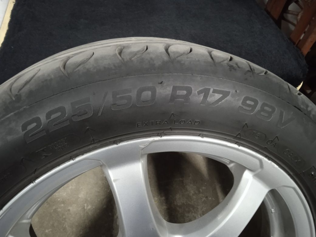 Продам. Диски з Резиною R-17