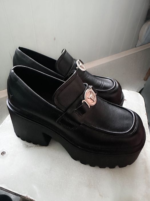 Шкіряні лофери (chunky loafers)/ взуття на платформі Windsor smith