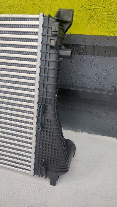 Радіатор Інтеркулера VW Tiguan 18 19 20 21 22 23 кондиціонера основний