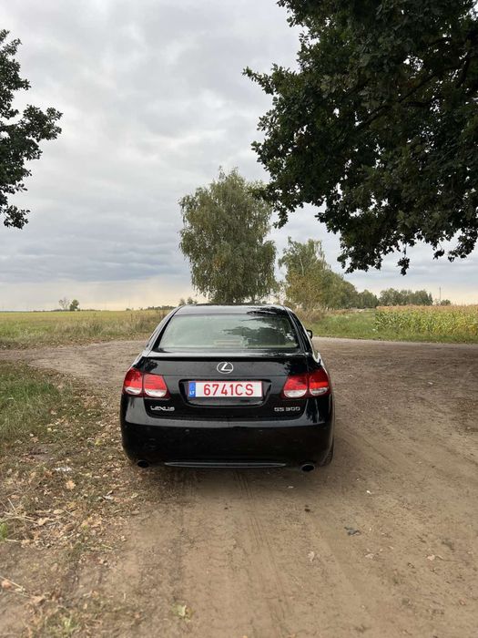Продам Lexus gs300