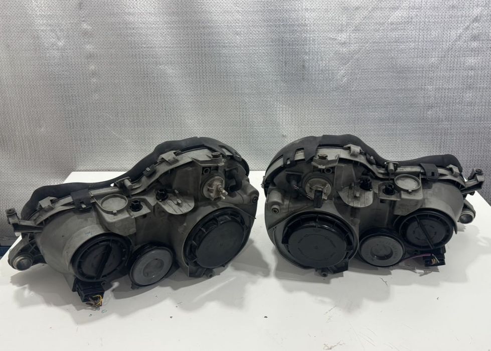 Optica/farois frente Mercedes CLK W208