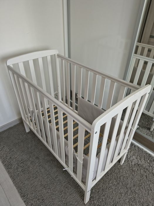 Sprzedam łóżeczko niemowlęce 100x50