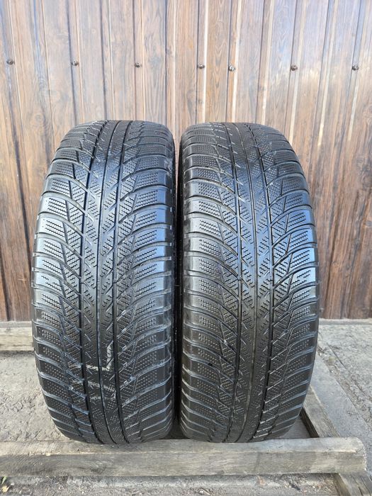 Шини зимові 215/65/r17, Bridgestone Blizzak LM001