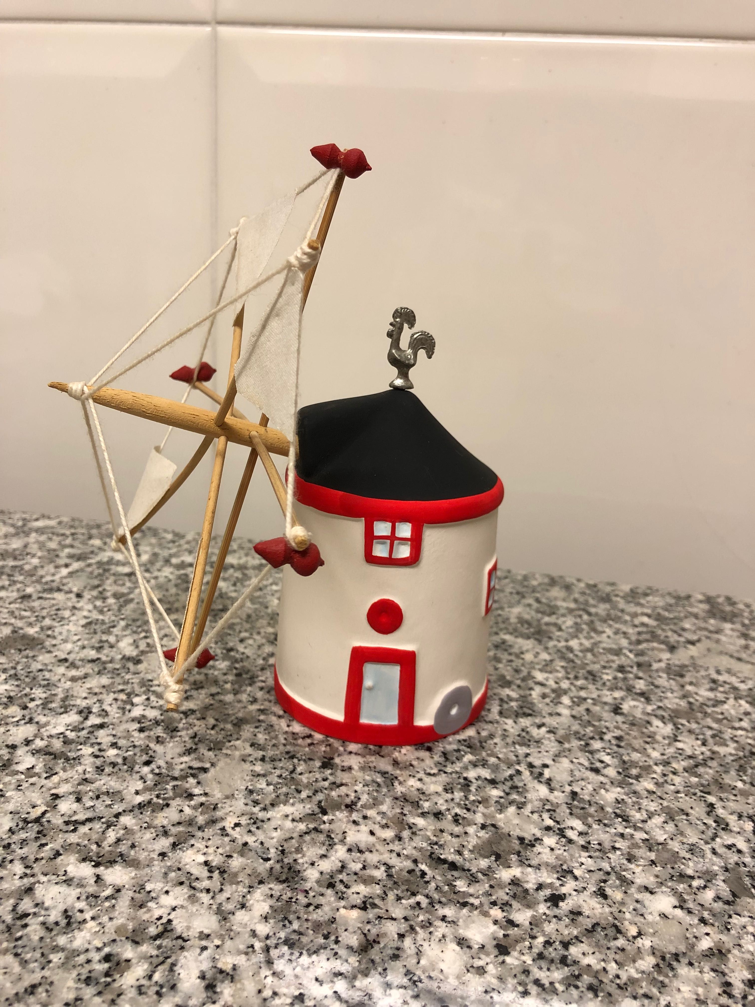 Moinho Decorativo de Cerâmica
