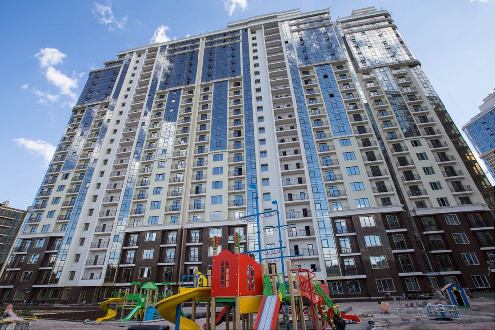 8 жемчужине , есть  паркинг ,Французский будьвар 60 б, трешка ,Аркадия
