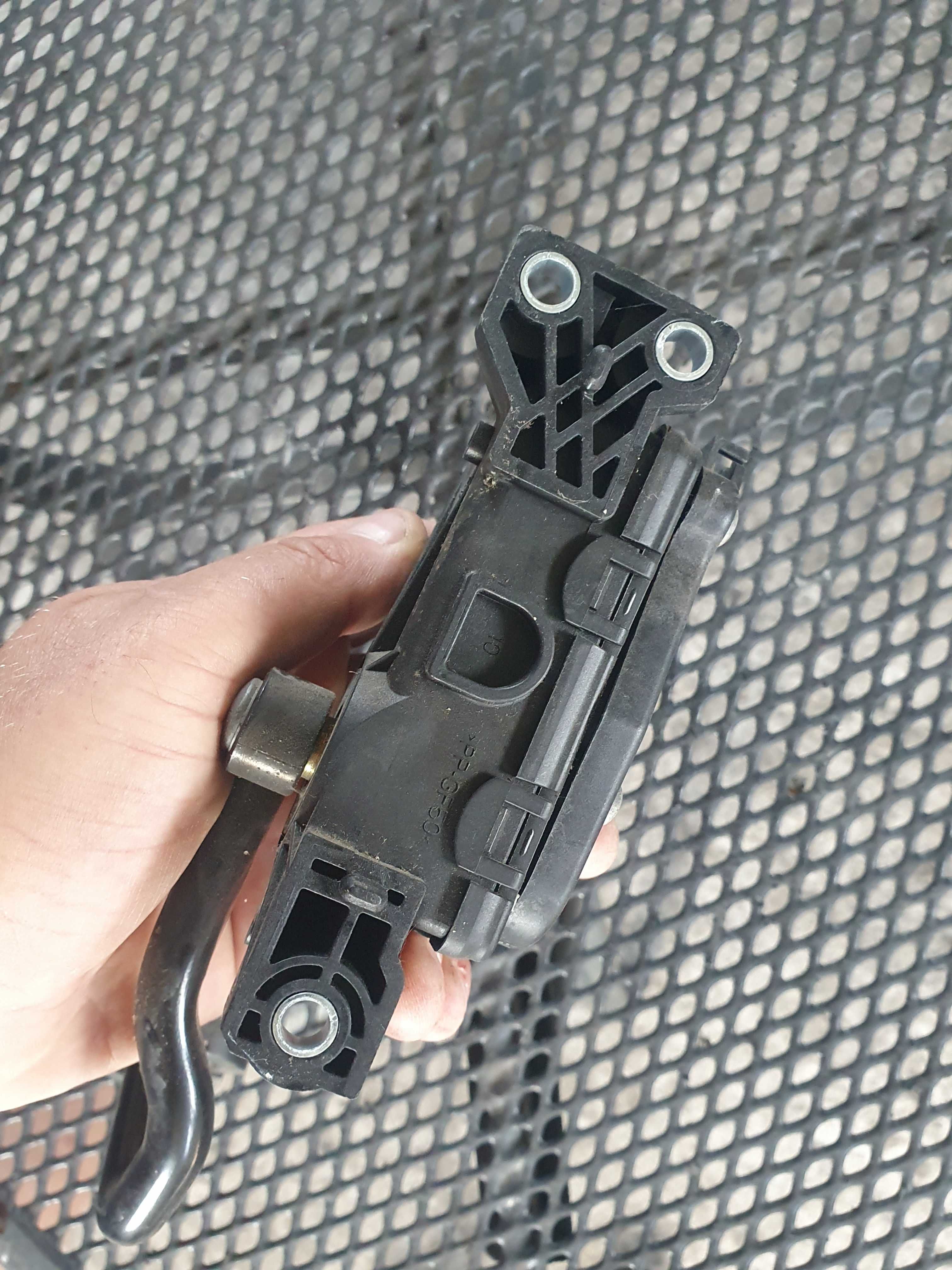 Pedal gazu potencjometr VW sharan 1.9 tdi Auy automat galaxy alhambra