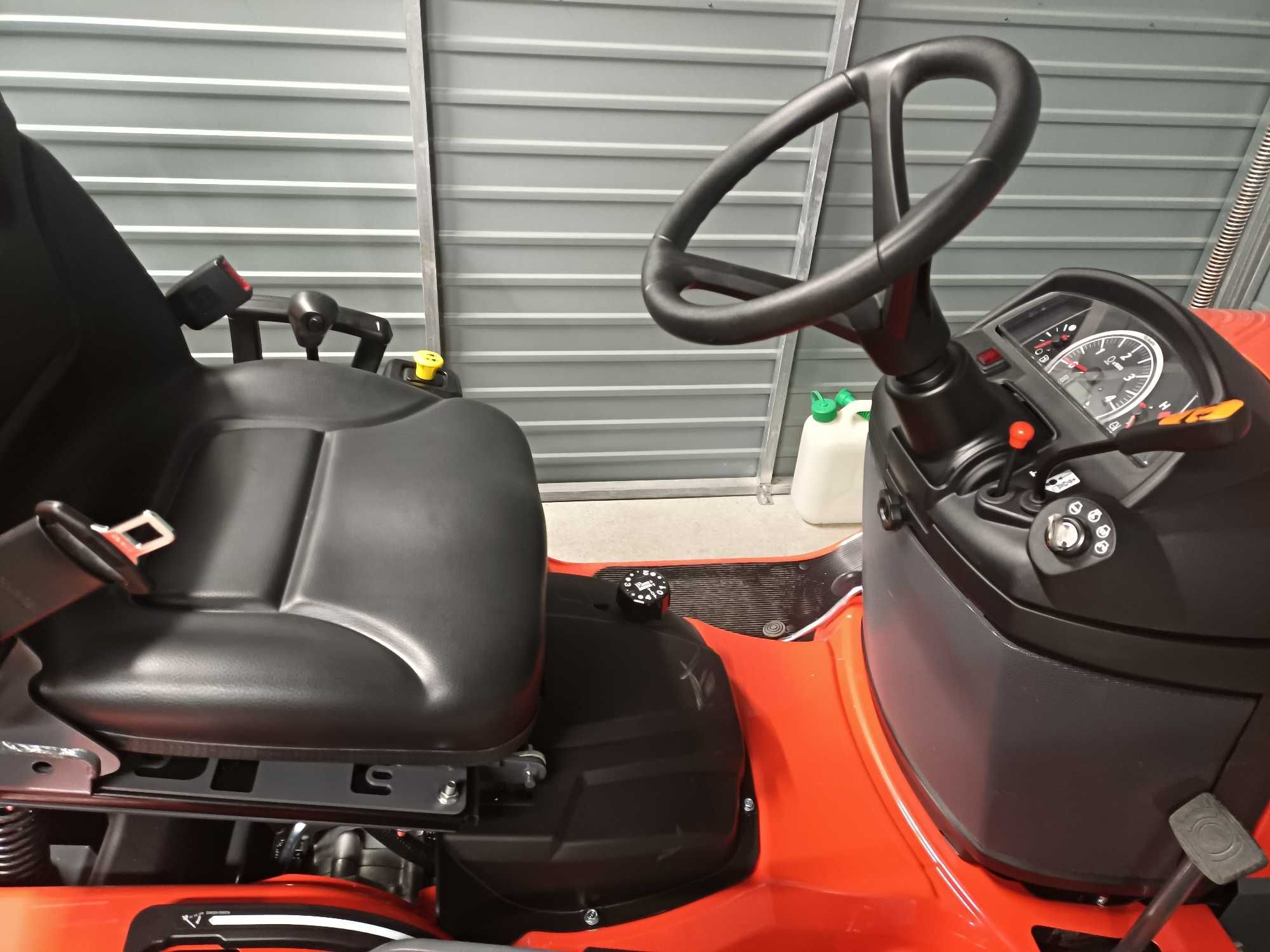 Kubota g261 HD kosiarka samojezdna wysoki wysyp 640 l kosz 137 kosisko