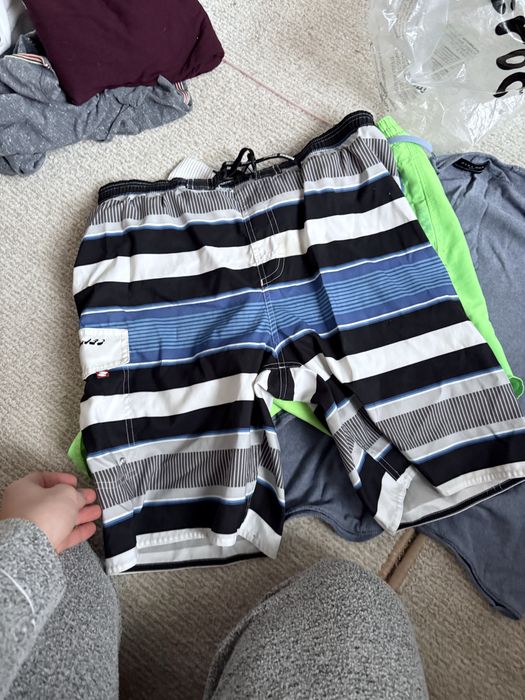 Безкоштовно дитячі чоловічі та жіночі  речі