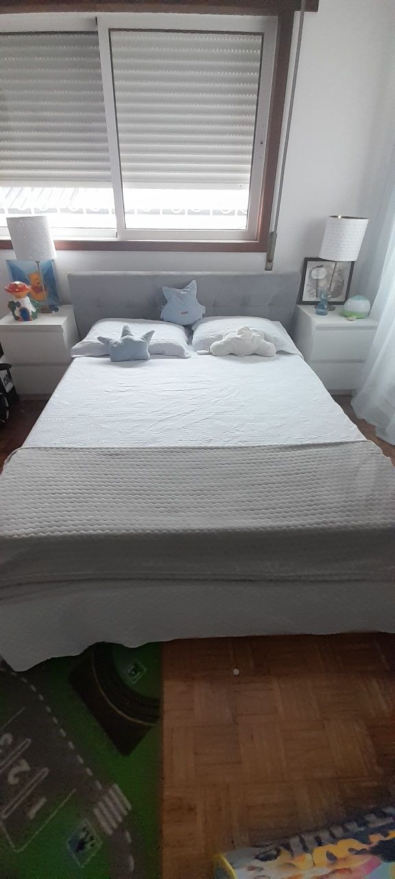 Quarto completo movel de brinquedos mesinhas e cómodas