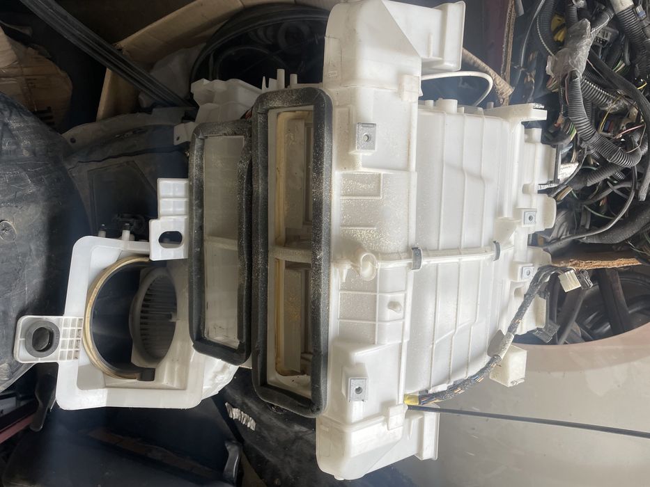 Мотор вентилятор радиатор пачки Citroen Berlingo Peugeot Parner