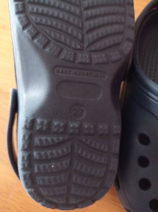 Crocs azuis número 27