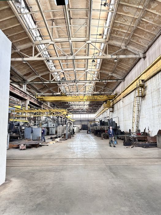 Продаж діючих виробничих приміщень 120 тис.м2, ЖД , комунікації, 22 Га