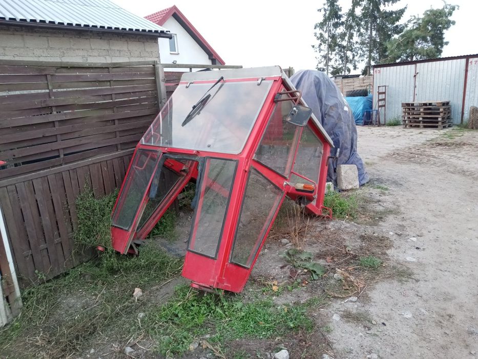 Burty do przyczepy komplet