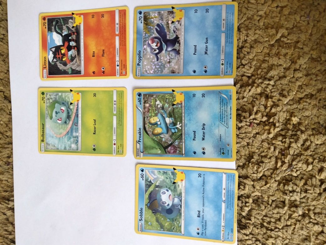 Duży zestaw oryginalnych kart Pokemon ok. 280 kart