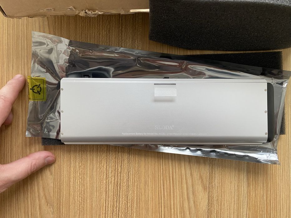 Акамулятор до ноутбука