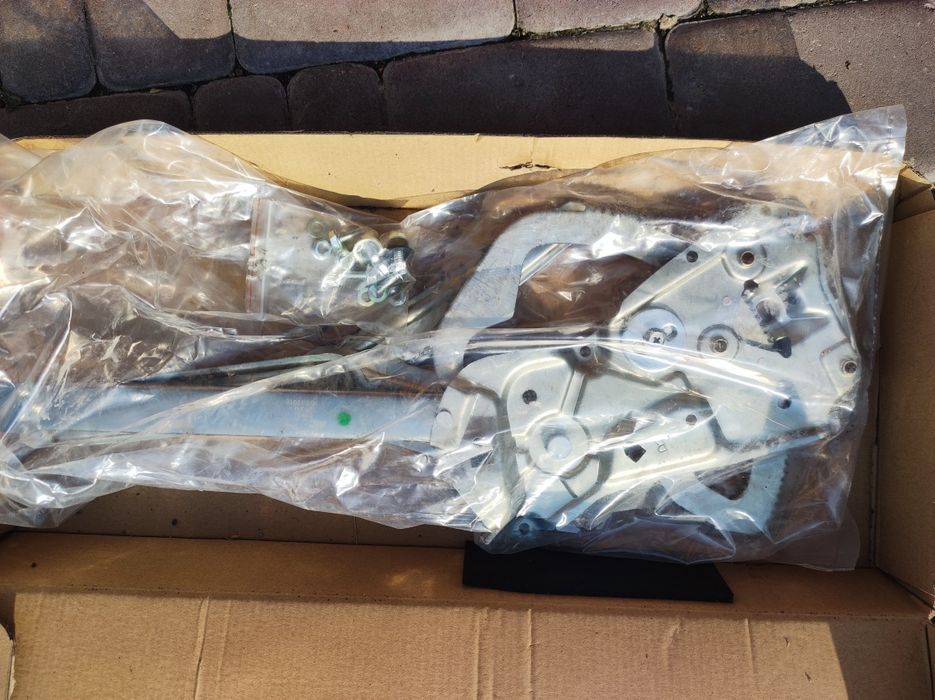 Механізм скло підйомника