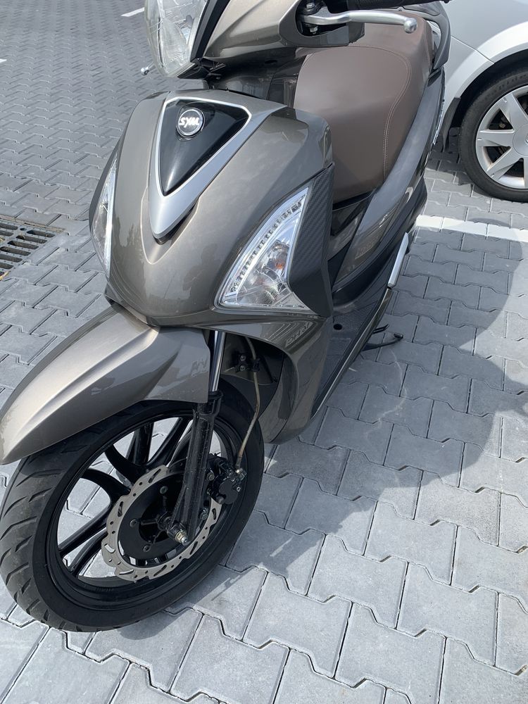 Срочно продам скутер сим симфония