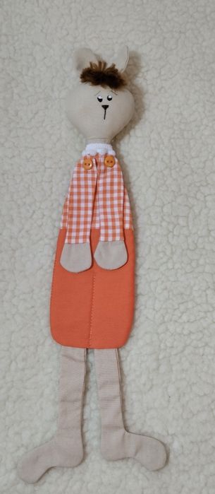 Bonecas de pano feitas a mão.