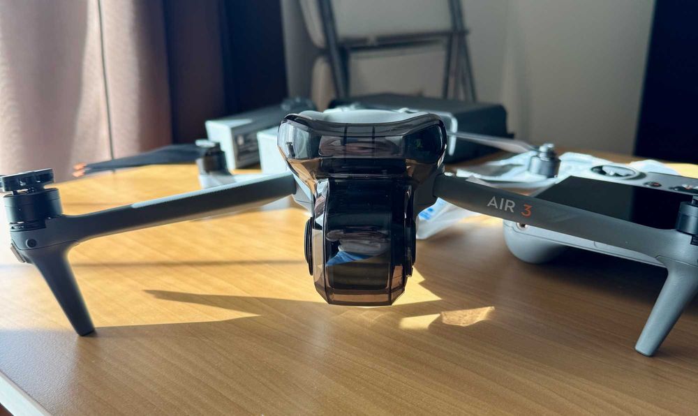 DJI Air 3 Fly More Combo em Excelente Estado + Seguro DJI Até Jan 2026