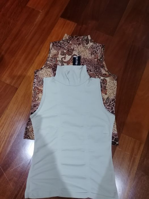 2 Camisolas com gola de licra Tam M
