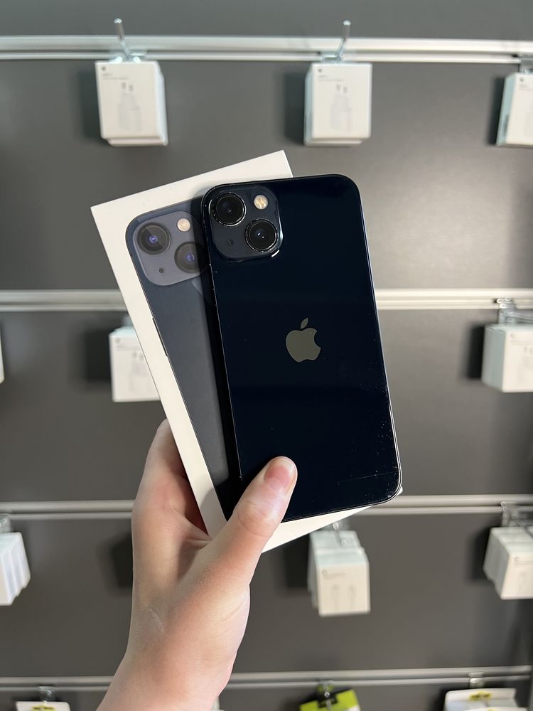 iPhone 13 128gb акб 86% з гарантією скло та чохол у подарунок