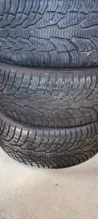 Sprzedam opony jak nowe całoroczne Uniroyal 235/55/r17 wielosezonowe