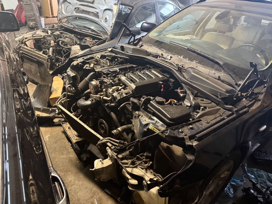 BMW e61 525 uszkodzona