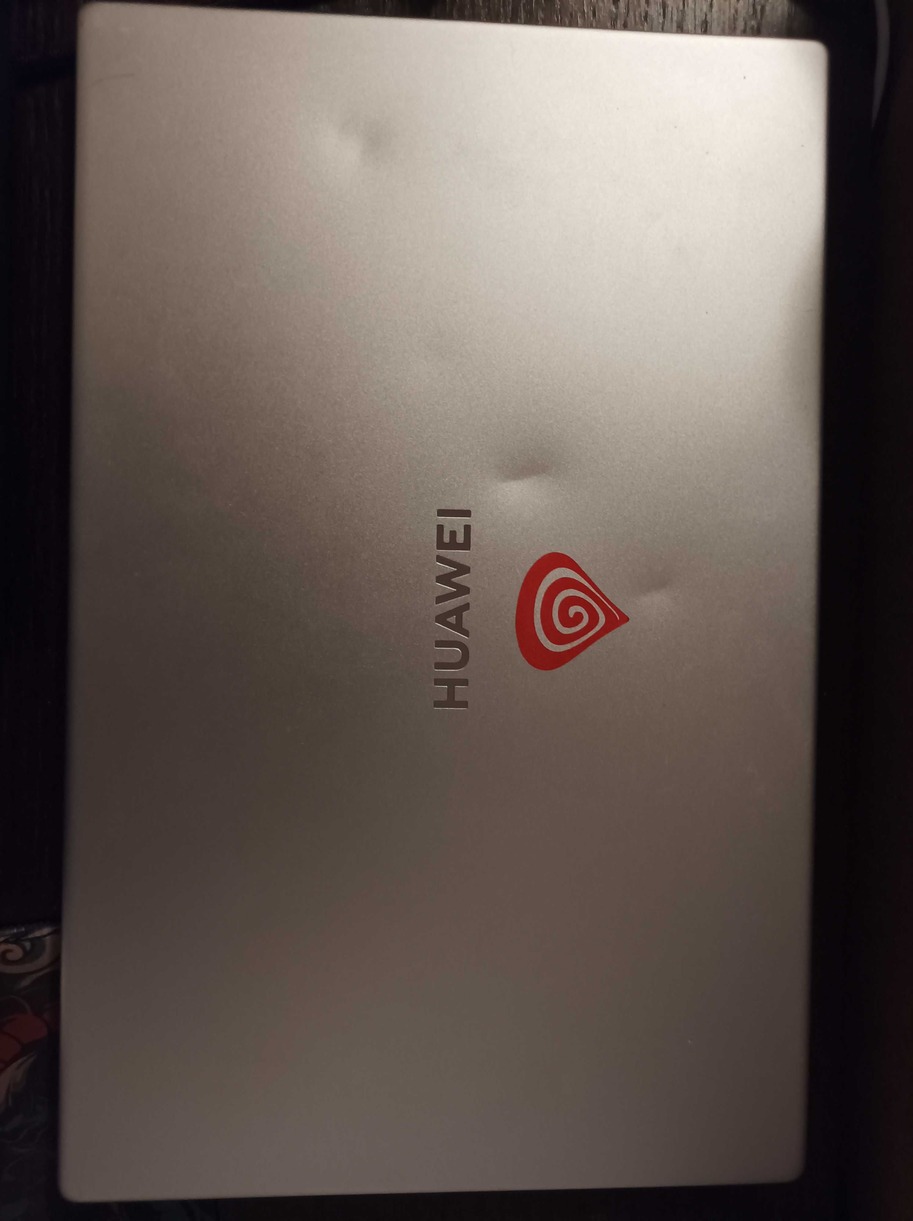 Laptop Huawei Matebook D-15 iris xe i5-1135g7  wszystko pracuje