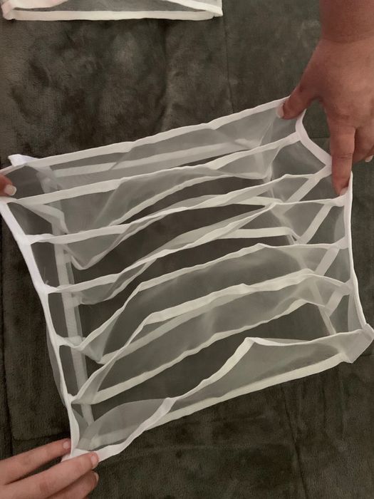 Arrumação de roupa íntima (soutiens)