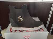 Sneakersy Guess Freda r.40