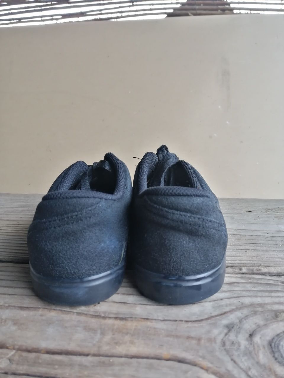Nike czarne zamszowe