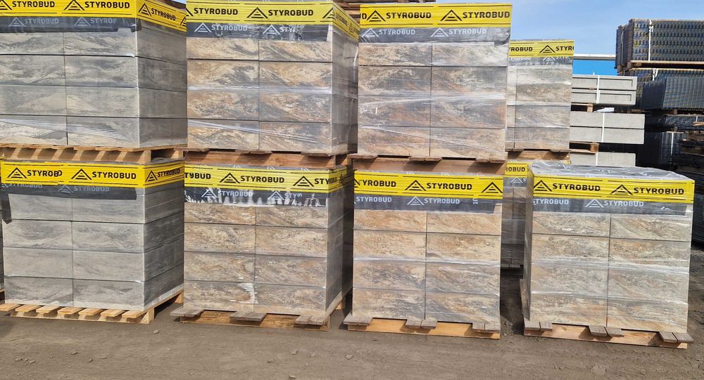 Pustaki ogrodzeniowe/Styrobud/Fronty/Ogrodzenia/ Panele 3D/2D