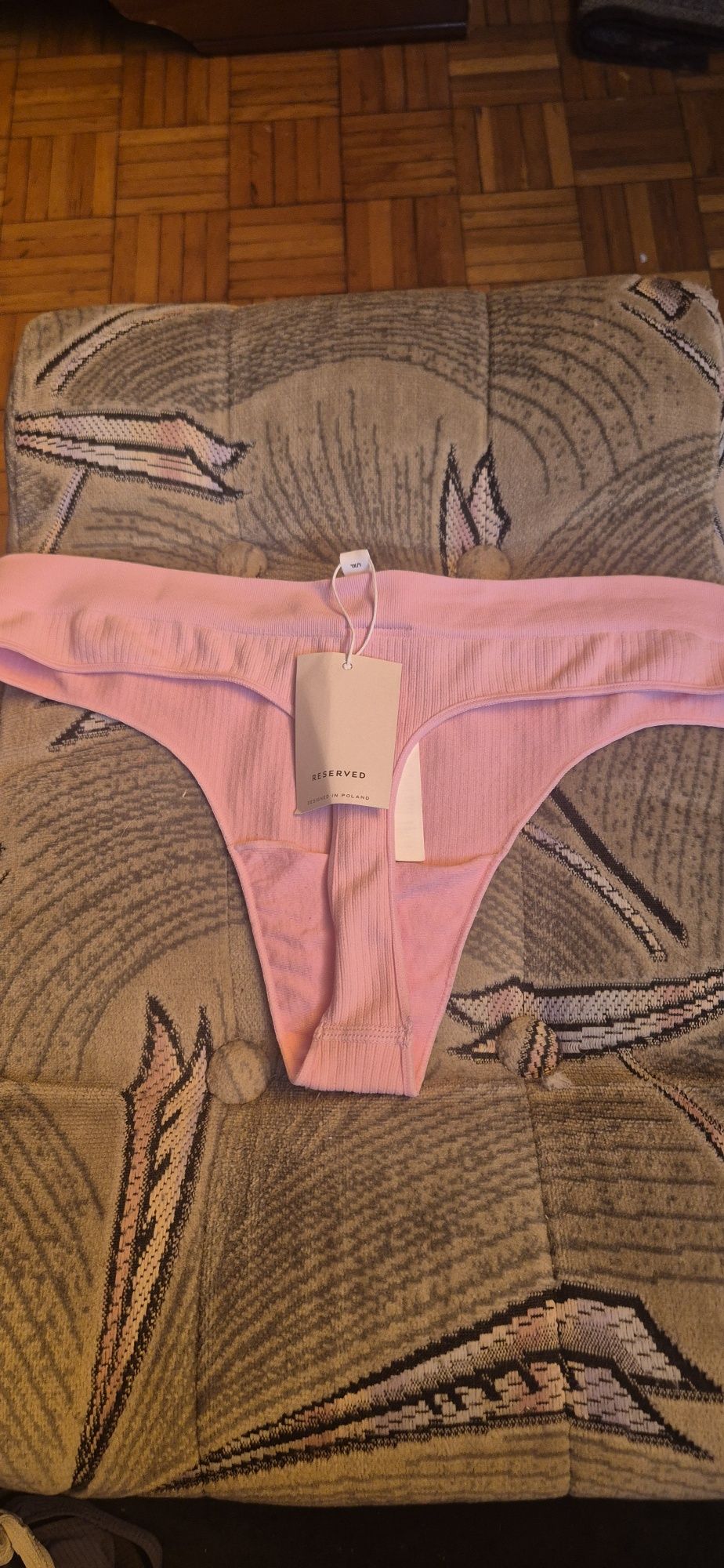 Stringi Reserved l/xl damskie