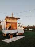 Prosecco Van Piaggio ape 50