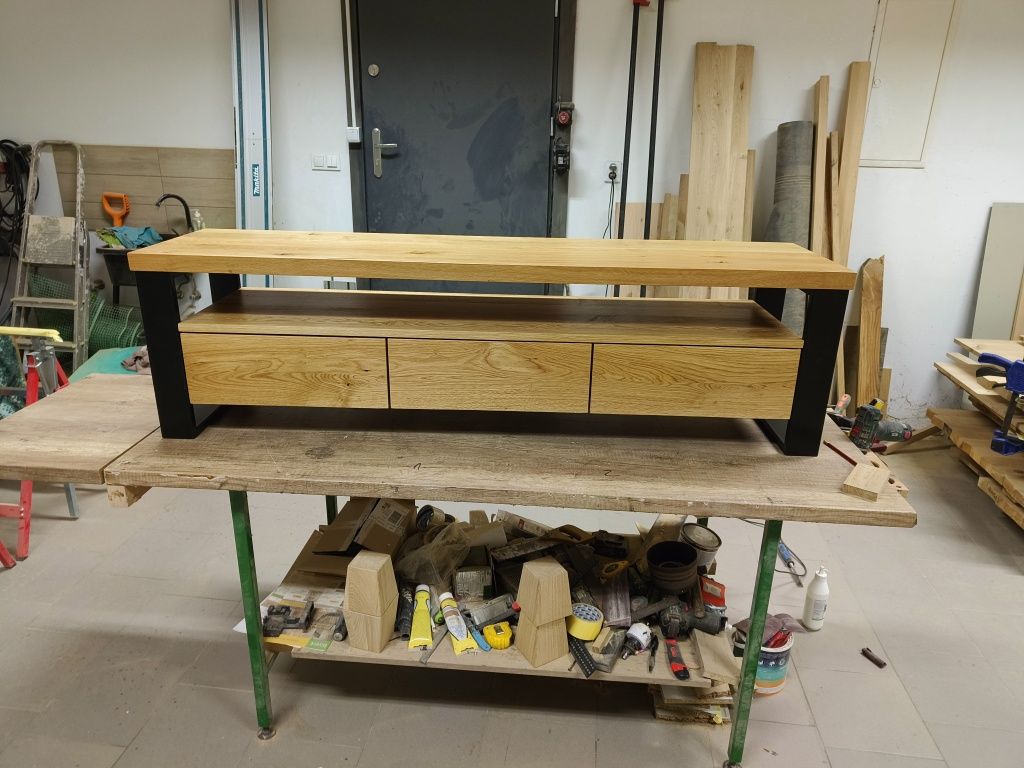 Szafka RTV lity Jesion. 160 cm.