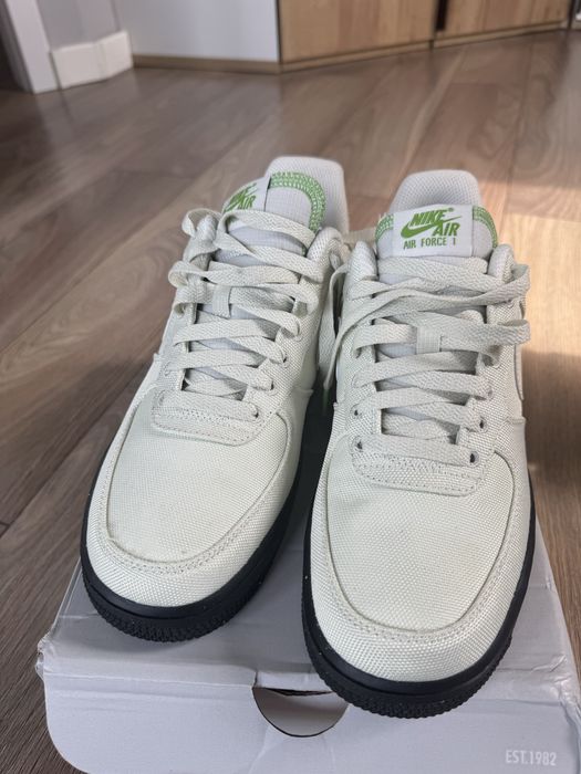 Nike Air Force 1 LV8 3