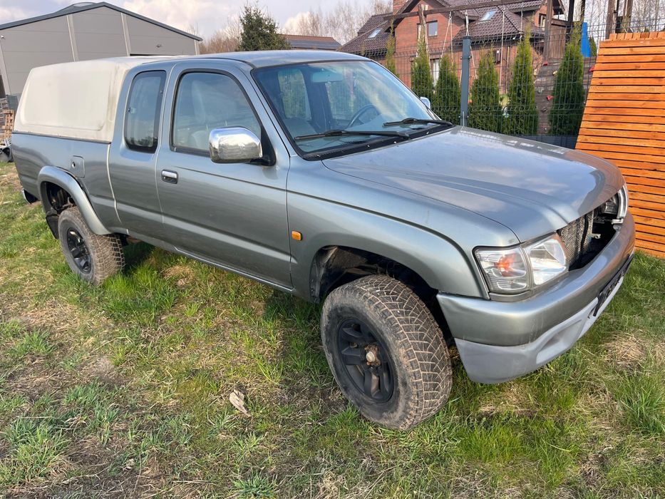Kompletna klimatyzacja toyota hilux 98-2005 rok