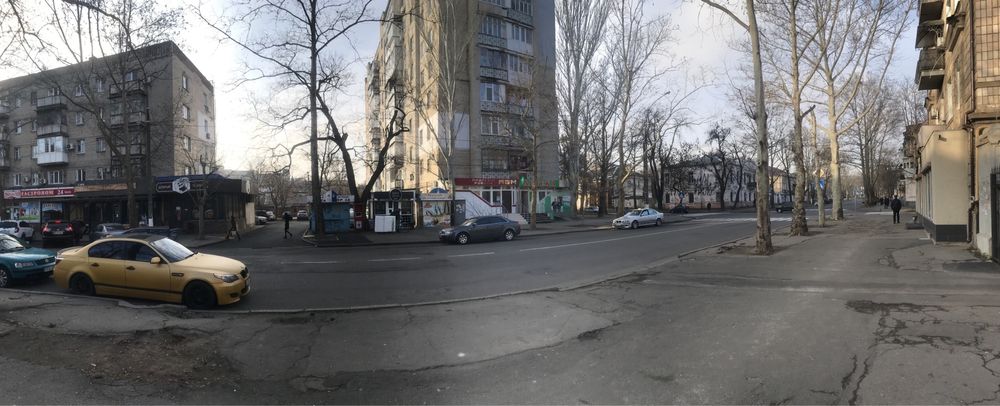 Ул.Адмиральская /Центр города/220
