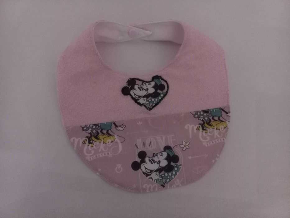 Babetes com forro impermeável, novas