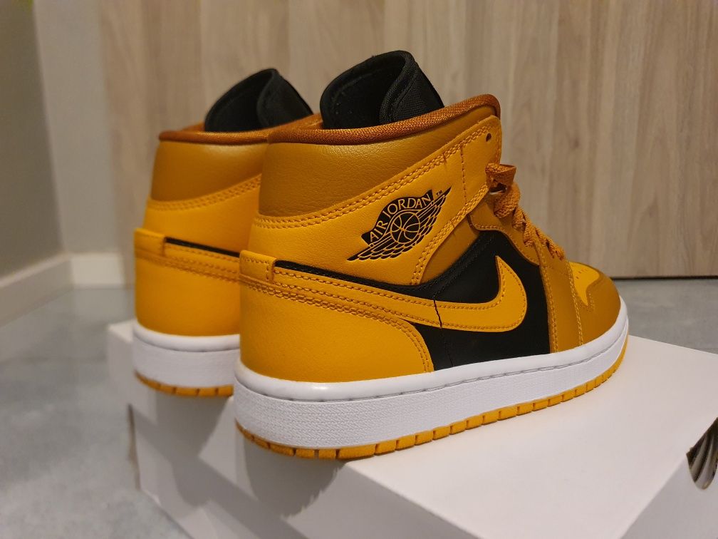 Buty Jordan 1 Mid Chutney Taxi (Women's), jak nowe!