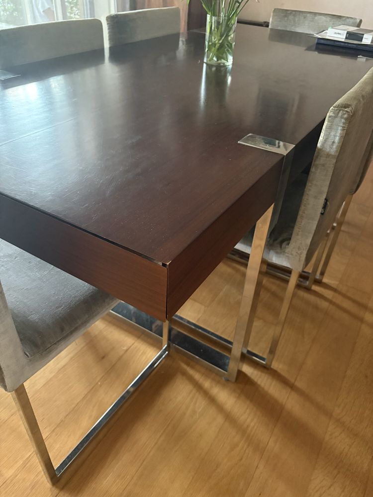 Mesa em pau ferro , extensivel ( ate 12 pessoas)