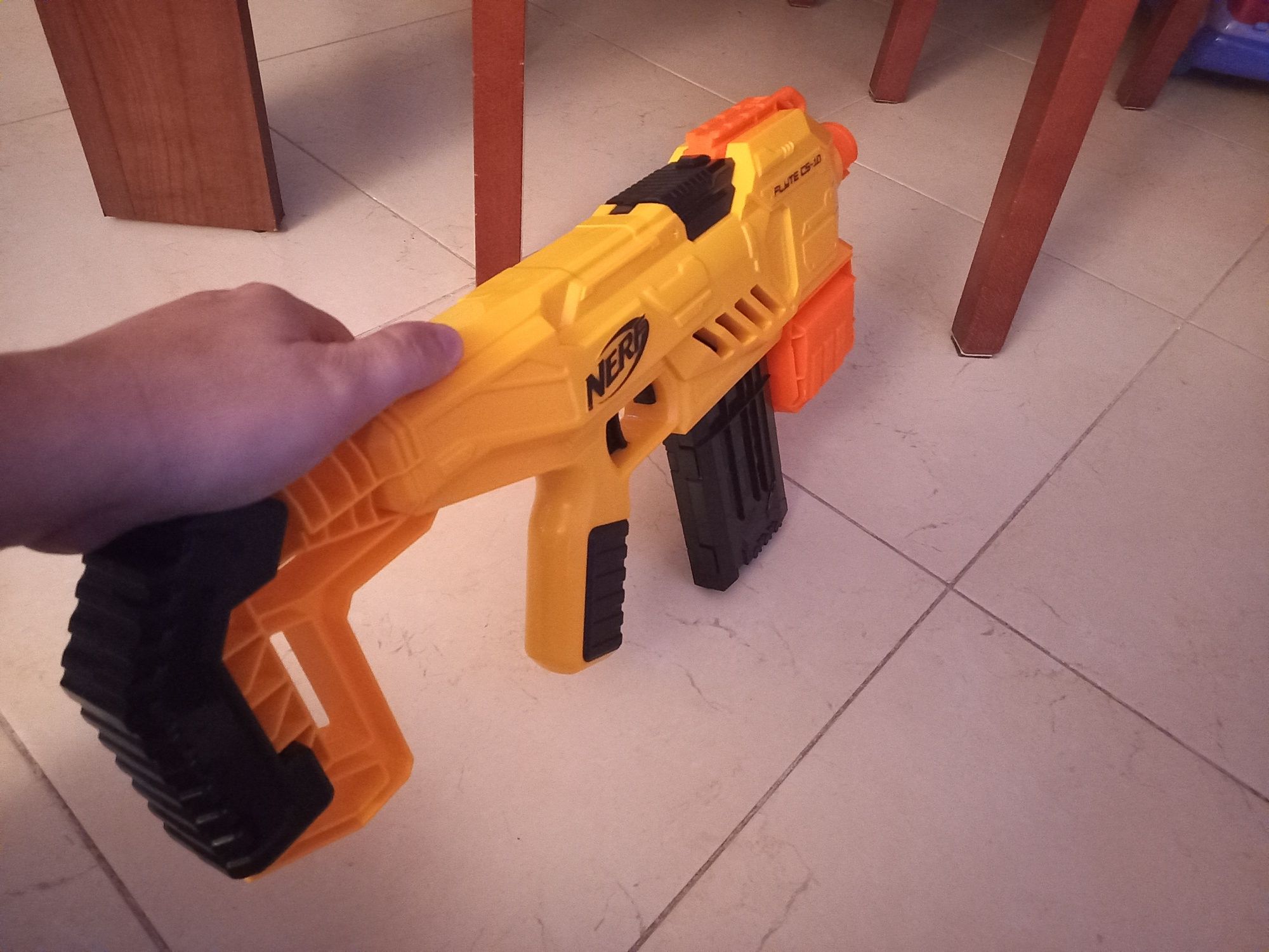 NERF- alpha strike flyte cs-10