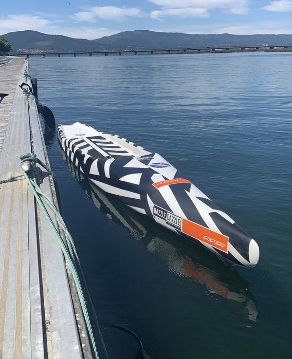 Prancha Stand Up Paddle Rígida RRD V2 Race