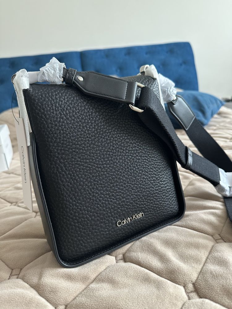 Сумка Calvin Klein шкіра нова