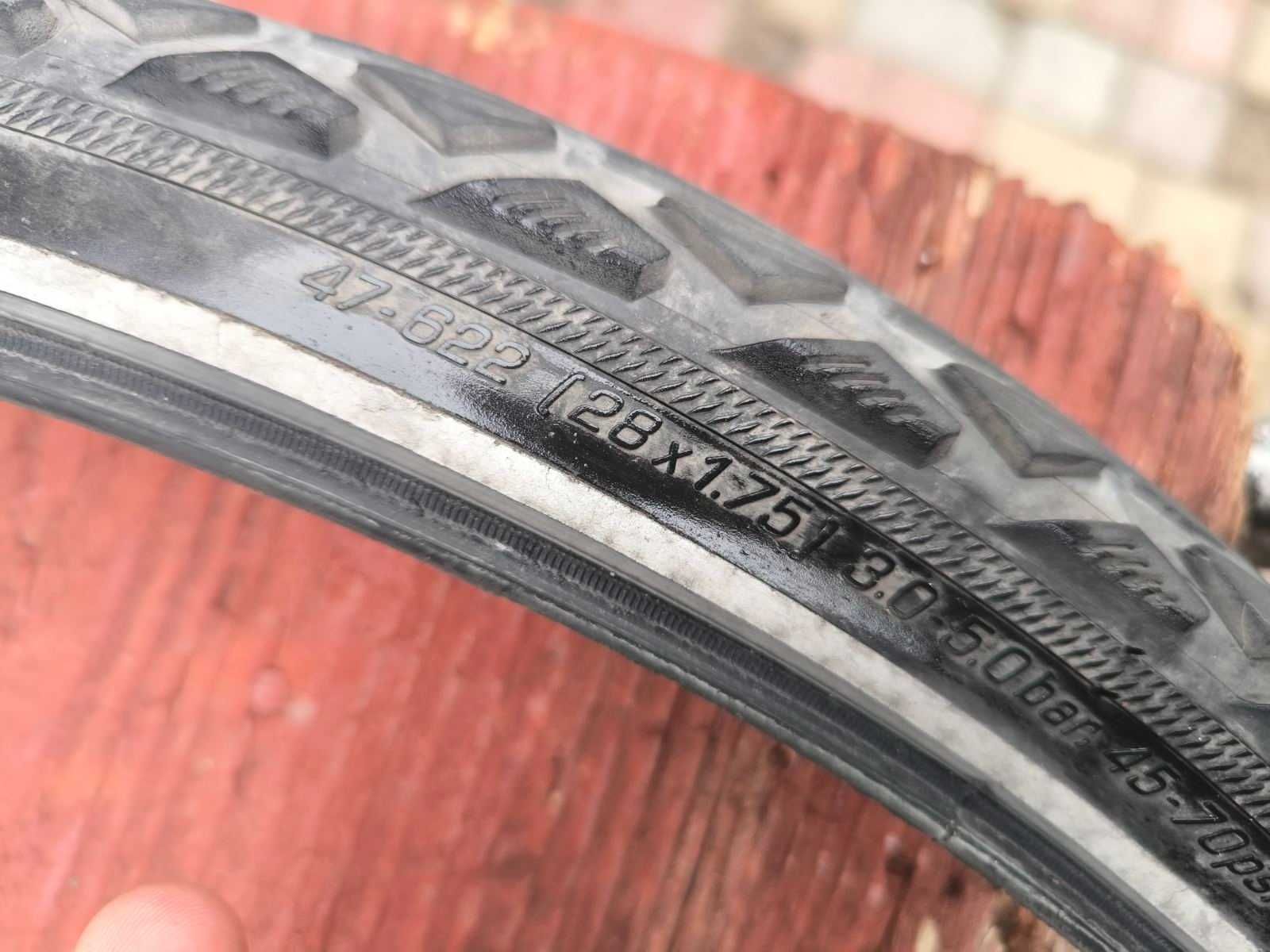 Schwalbe Land Cruiser 42-622(28х1,60)700х40С
