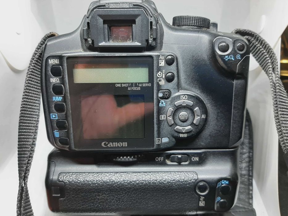 Aparat fotograficzny Canon EOS 350D + EF 75-300 mm 1:4.5-5.6